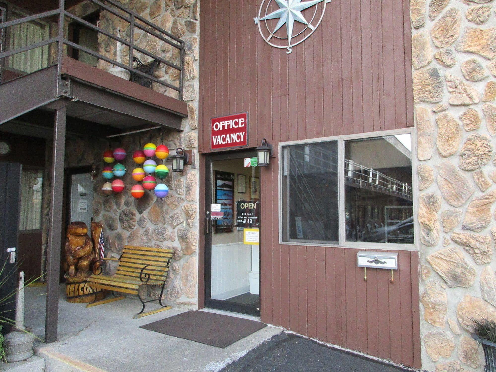 Otter Creek Inn Alexandria Bay Exterior photo